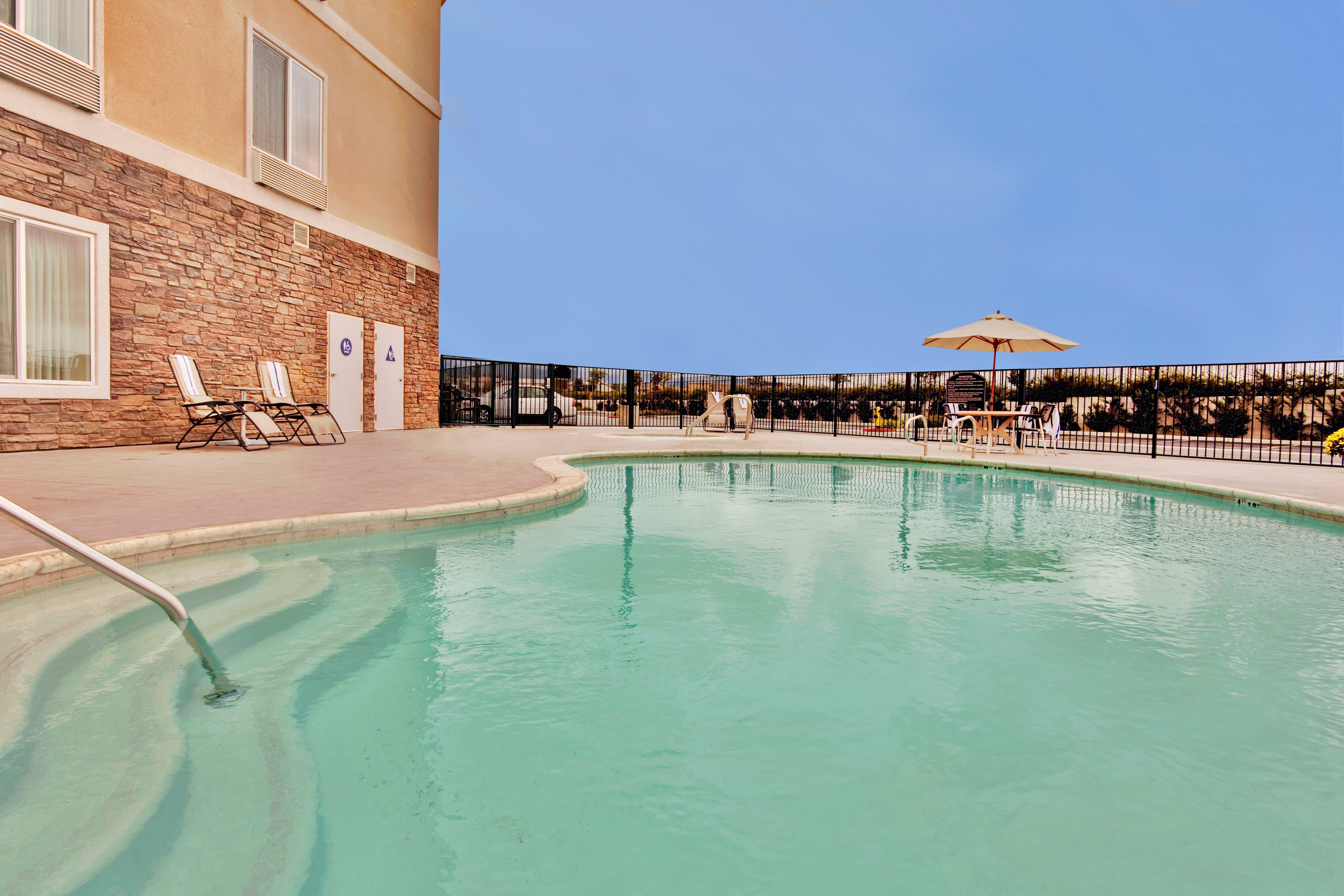 Holiday Inn Express & Suites Beaumont - Oak Valley By Ihg Exterior foto